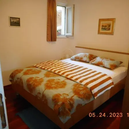 No.57 Apartment *